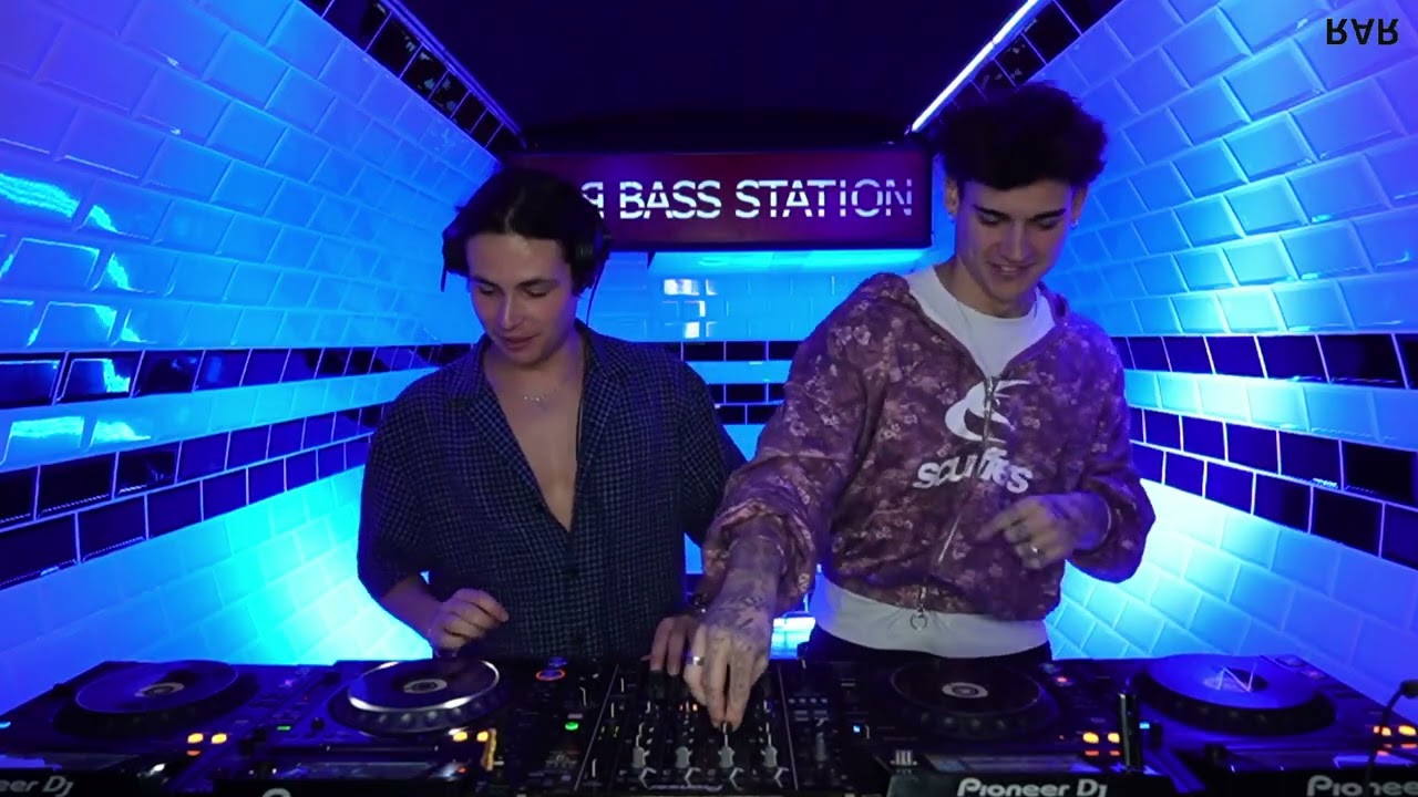 RAPHAEL PALMEER B2B SOWA / 126 BPM - BASS STATION 2  - 148 / TECH HOUSE