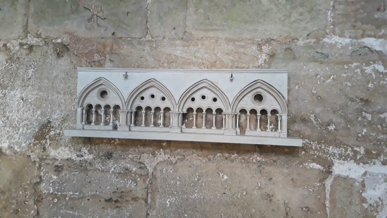 Visit Abbey de Fontfroide