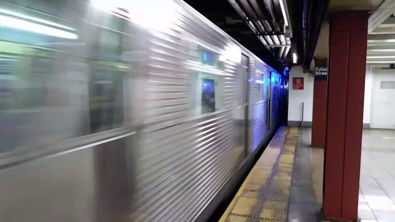 BMT Nassau Street Line: Brooklyn-bound R32 Z Express Train@Fulton Street