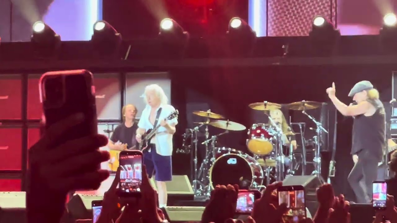 ACDC.- T.N.T.- Santiago, Chile 15.03.2026