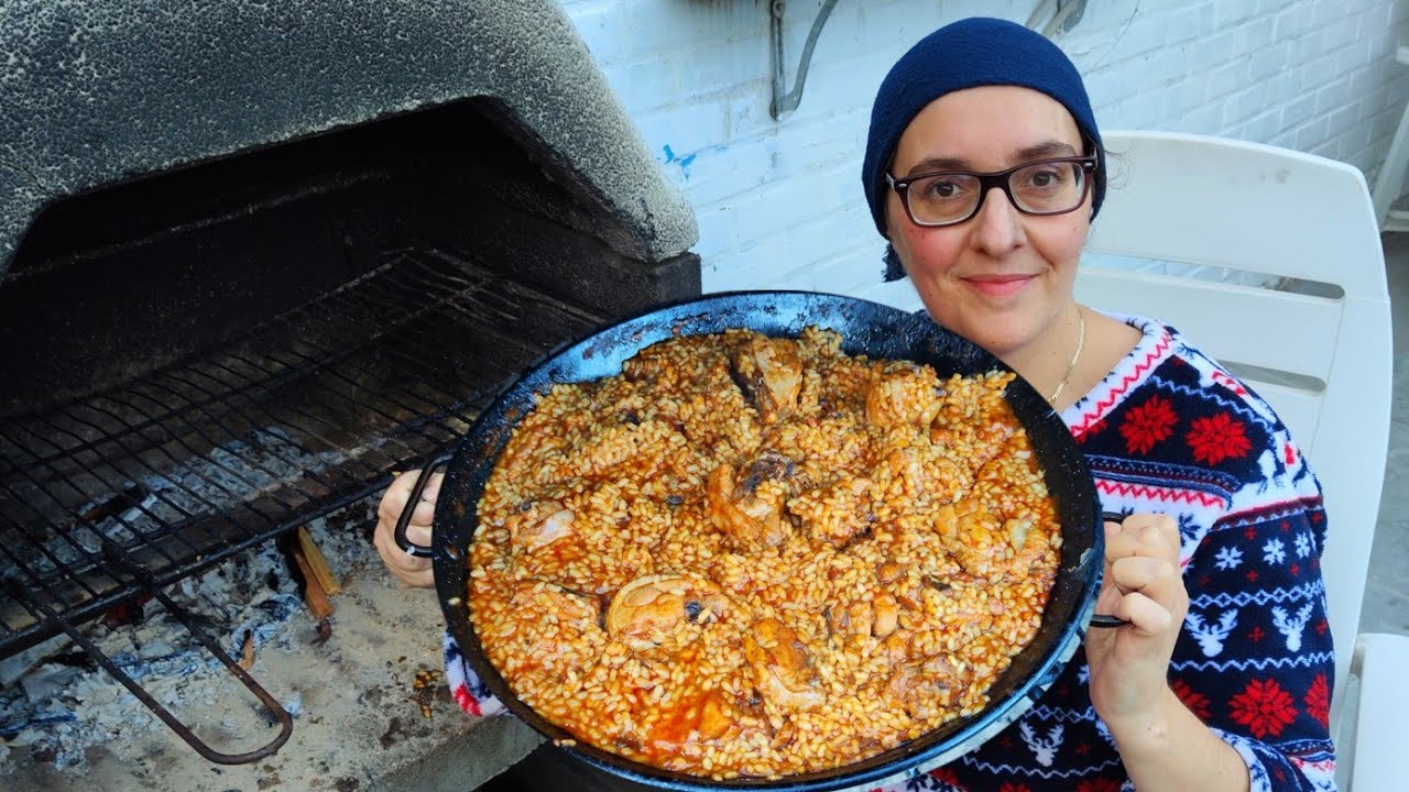 EL MEJOR ARROZ QUE HE COMIDO! CON LA RECETA DE MI MADRE! ARROZ CON POLLO ECHO EN LEÑA