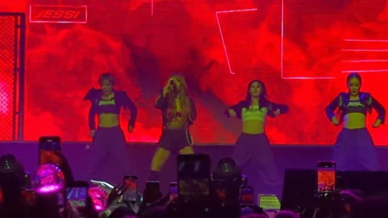 Jessi (제시) - 'ZOOM'  Live In Berlin, Germany, Europe