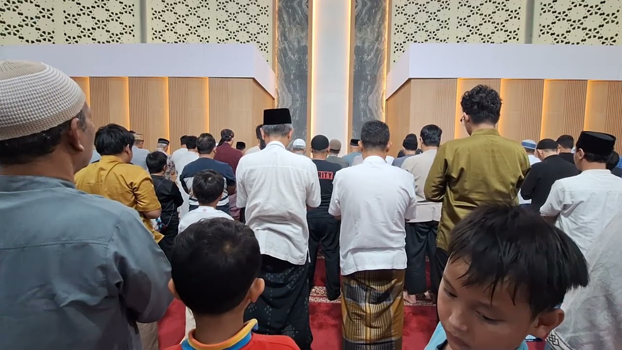 SHOLAT ISYA MALAM KE-3 RAMADHAN, MASJID BUNDAR AS SALAAM METLAND TRANSYOGI CILEUNGSI