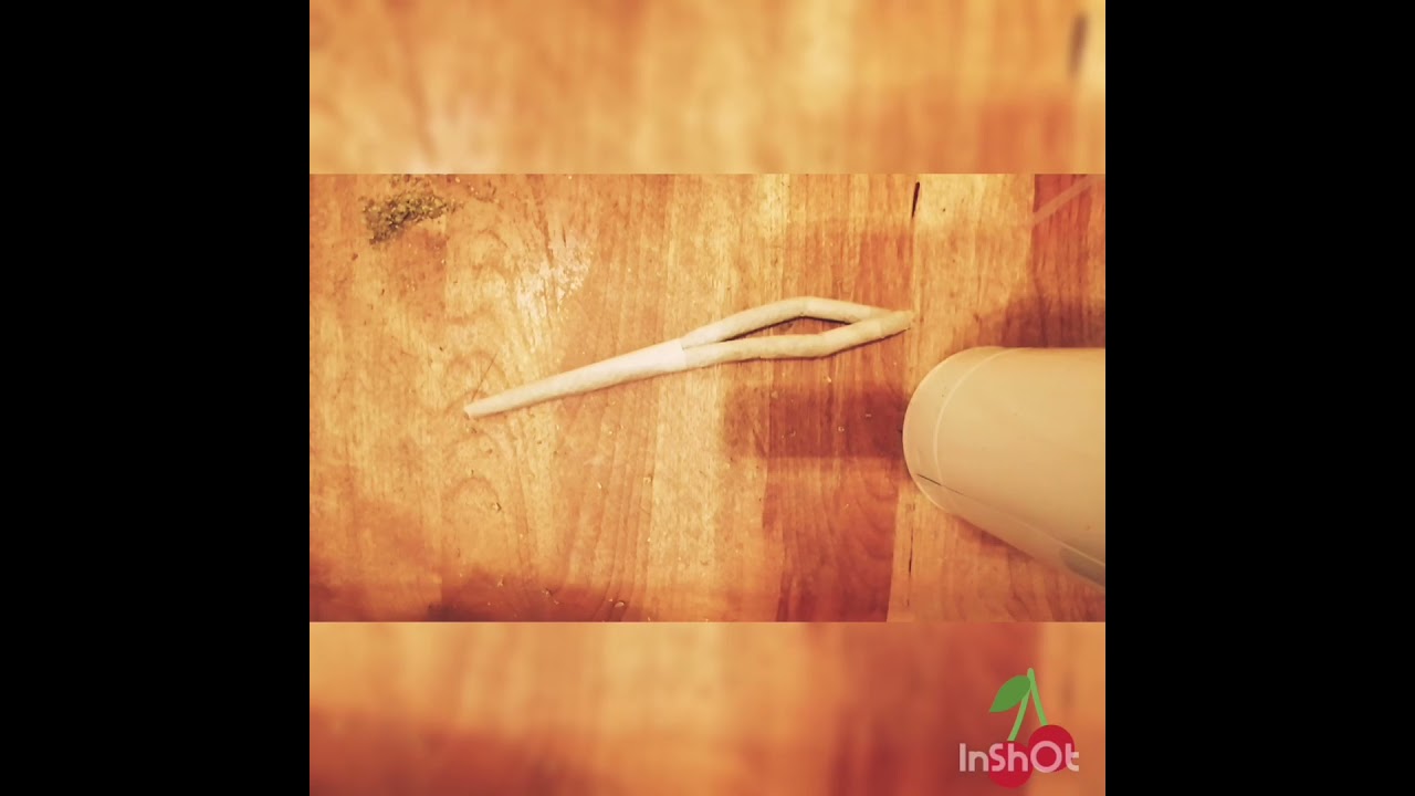 How to roll a female symbol / Comment rouler un joint en forme du symbole de la femme...