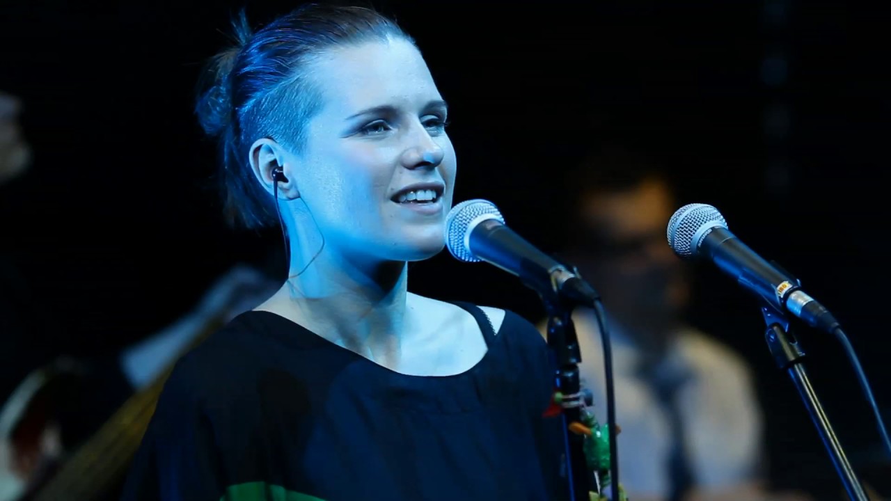 MIKROMUSIC Kardamon i pieprz (Official Live Video)