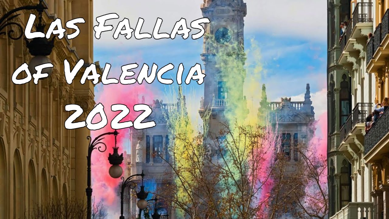 Fireworks  in  Valencia -Las Fallas of Valencia 2022--La fête Las Fallas -SPAIN