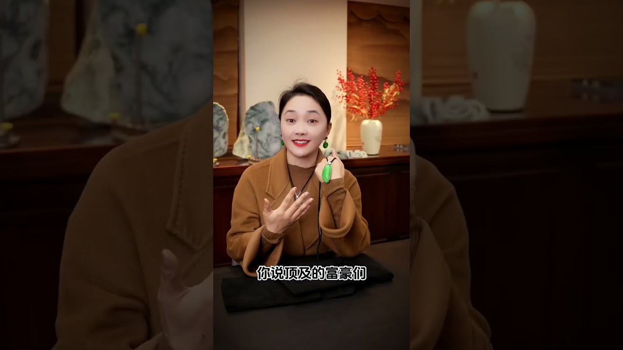 存世稀少的龙石种帝王绿翡翠，分享给大家！