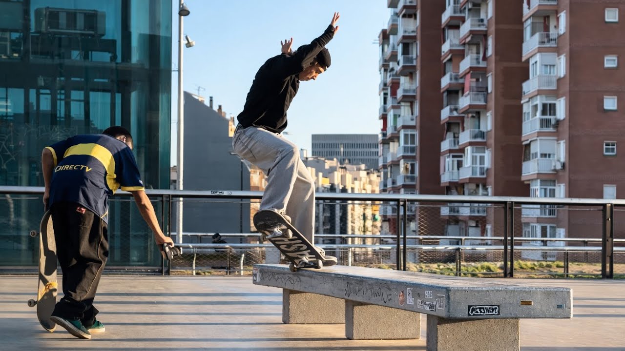 UN DÍA PATINANDO EL NUEVO SPOT DE BARCELONA 🛹| Con RULO, Churrasco y más