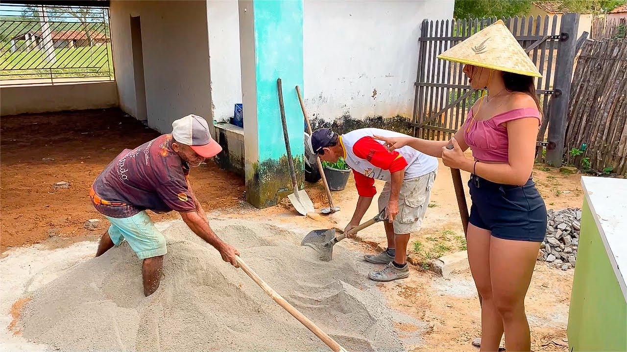 VAMOS TROCAR O PISO DA ÁREA | VALDO VEIO TRABALHAR DE AJUDANTE