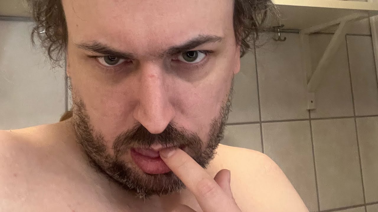 Is Critical Drinker Right Wing? Talking movies and «maga» and stuff. 