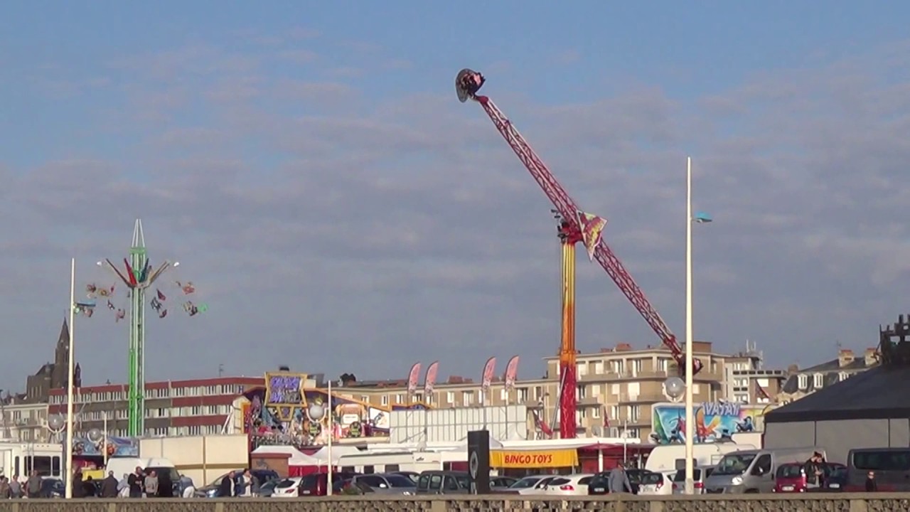 Manège Booster 2, foire d'été, Dieppe 2017
