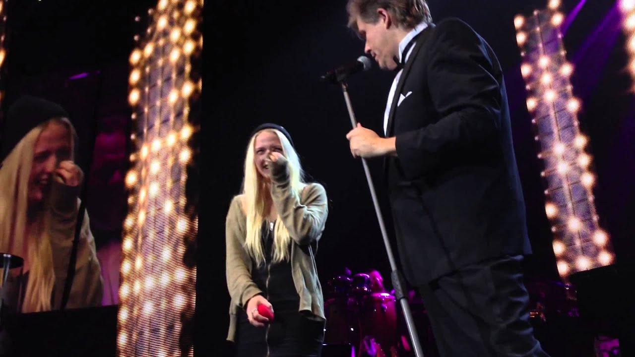 Olivia & John Houdi @ Waterfront [Part 2, Från Parkett]