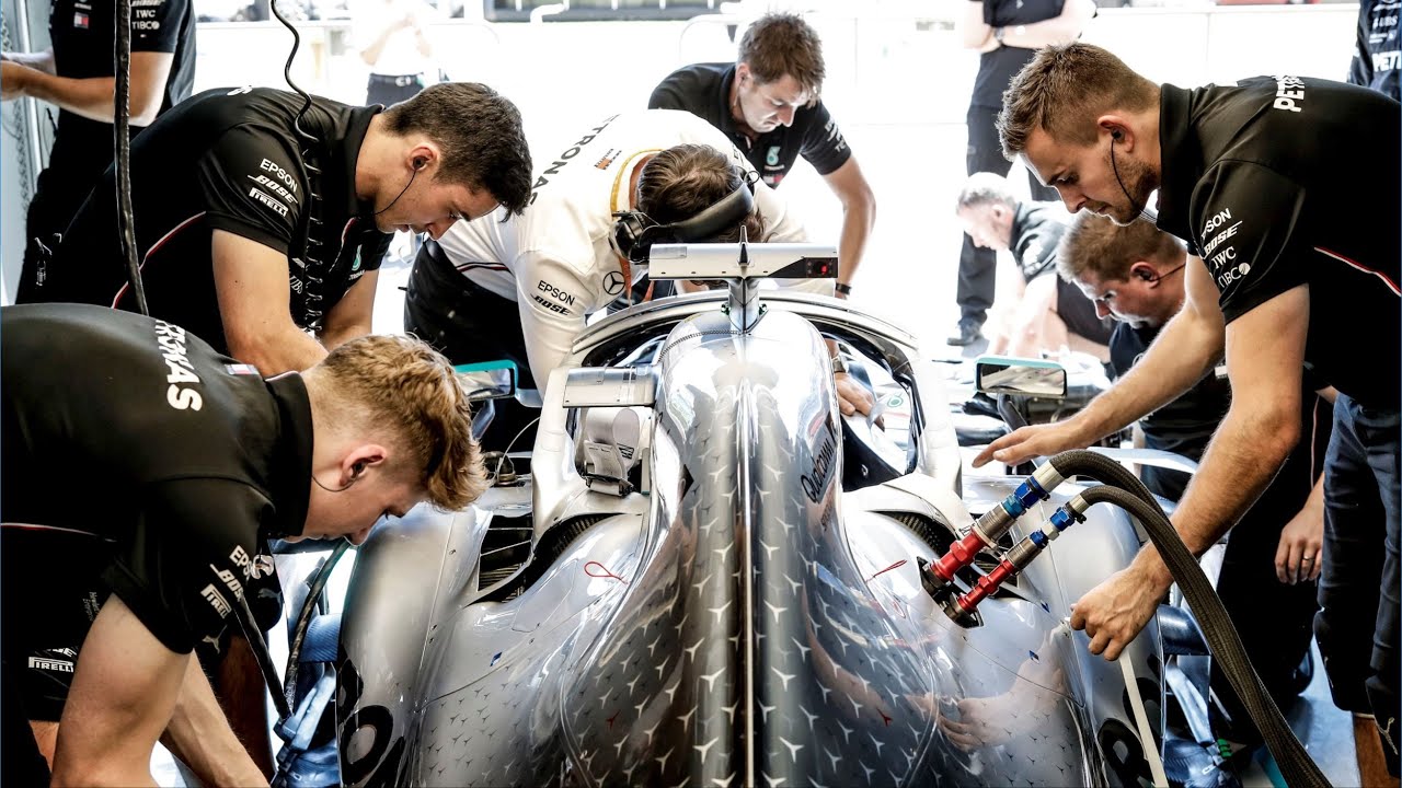 Всё, что нужно команде Формулы-1 для участия в Гран-при