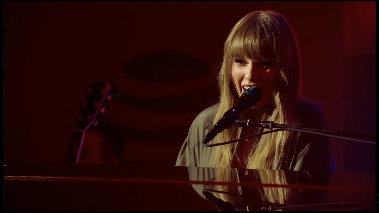 Taylor Swift - Best performances and vocals