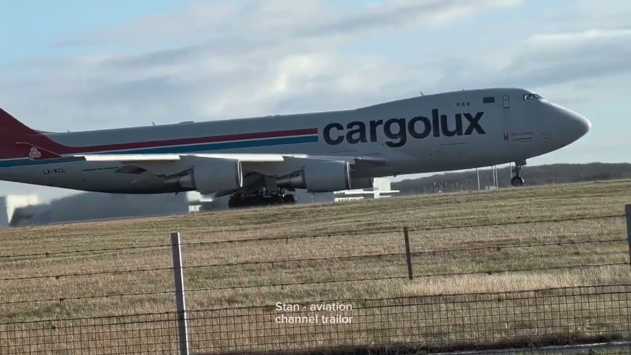 Stan - aviation trailer 