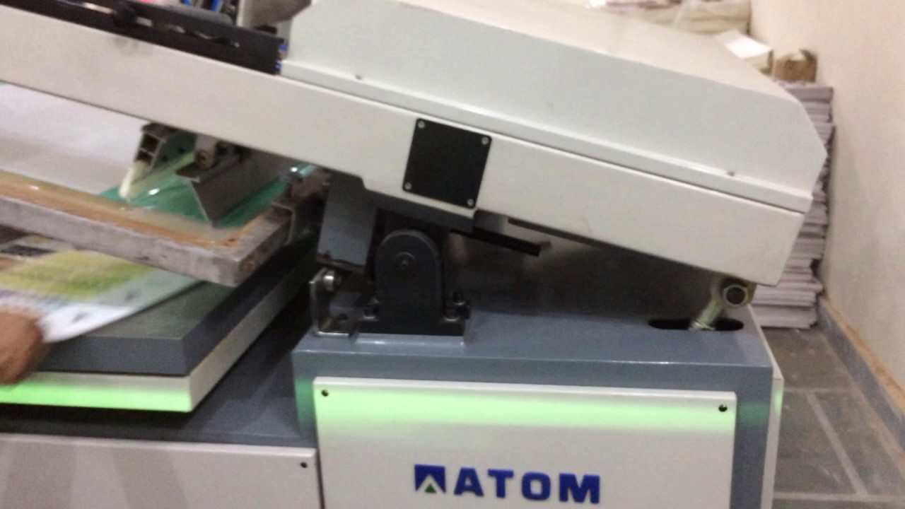 Alpna's Clamp-Shell Semi Automatic Screen Printing Machine