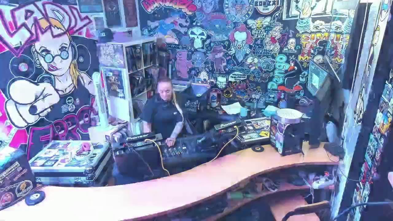 100 % gabber 04-01-2026