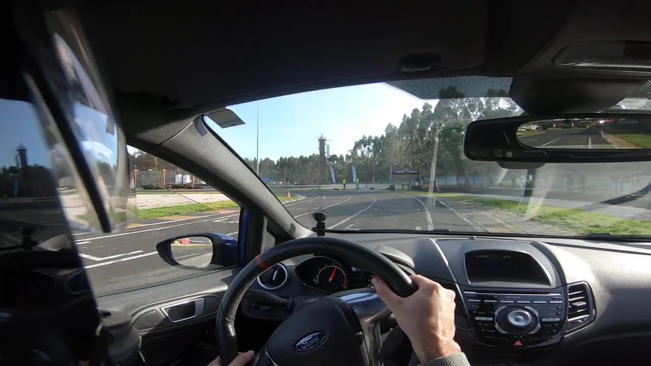 FWM25 | Ourém Motores - DEC 8 - Fiesta ST