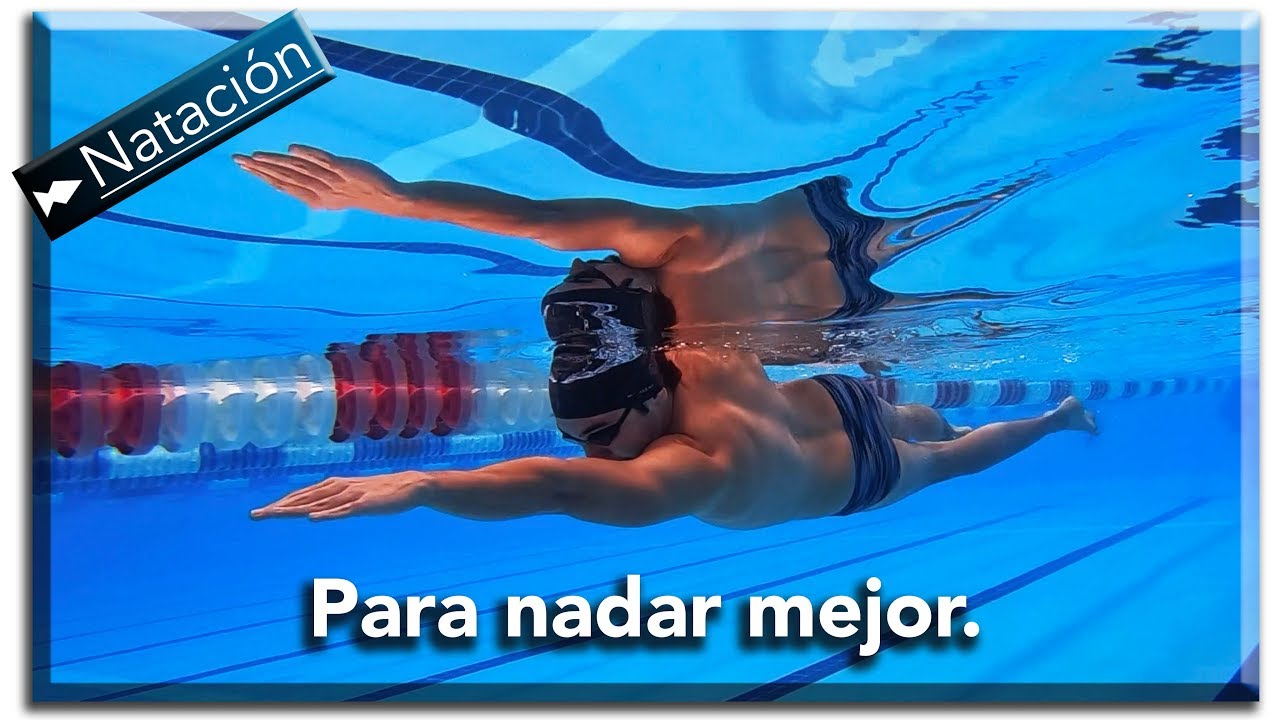 Alcanza en estilo crol para nadar más fácil y rápido.