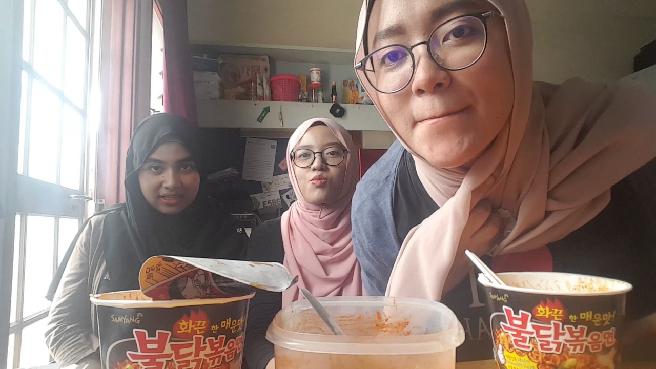 SAMYANG RAMEN CHALLENGE - LAST PAPER SYNDROME