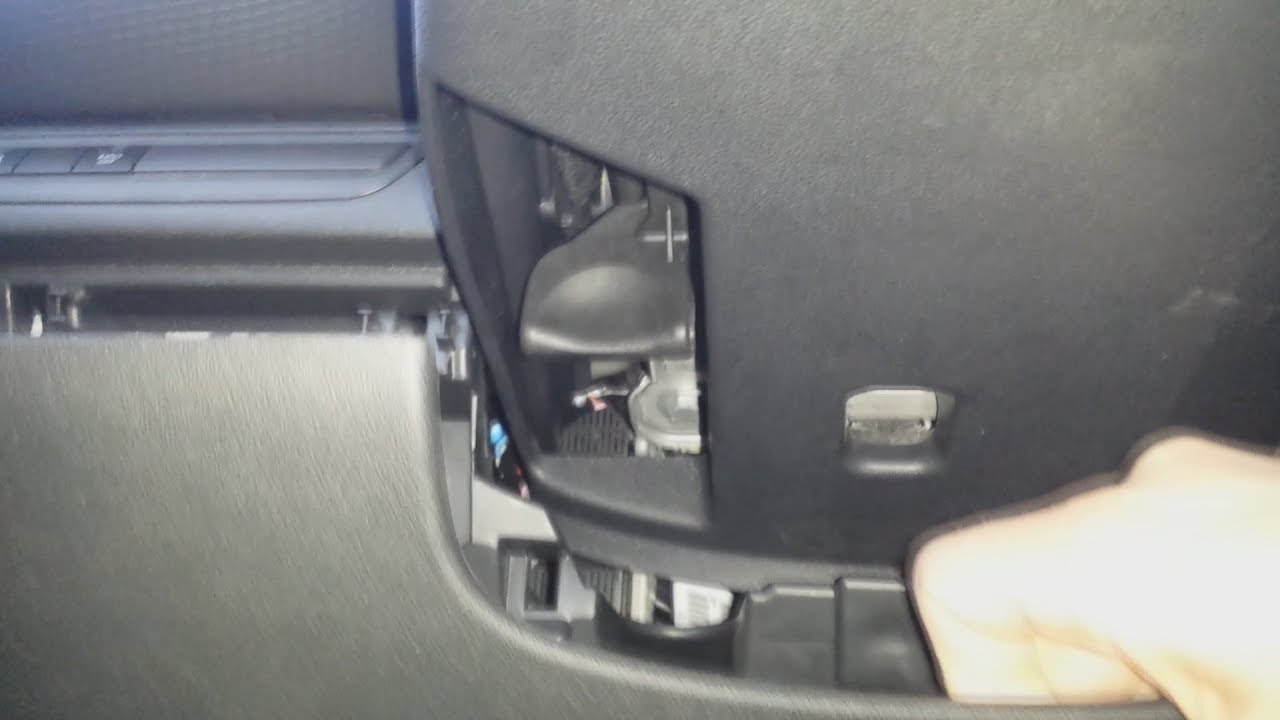 Obd2 Peugeot 2008 o 208 diagnostic port