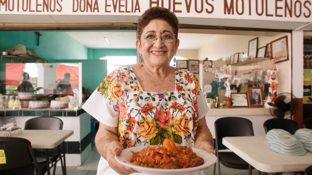 Pati Jinich - World-Famous Huevos Motuleños in Motul