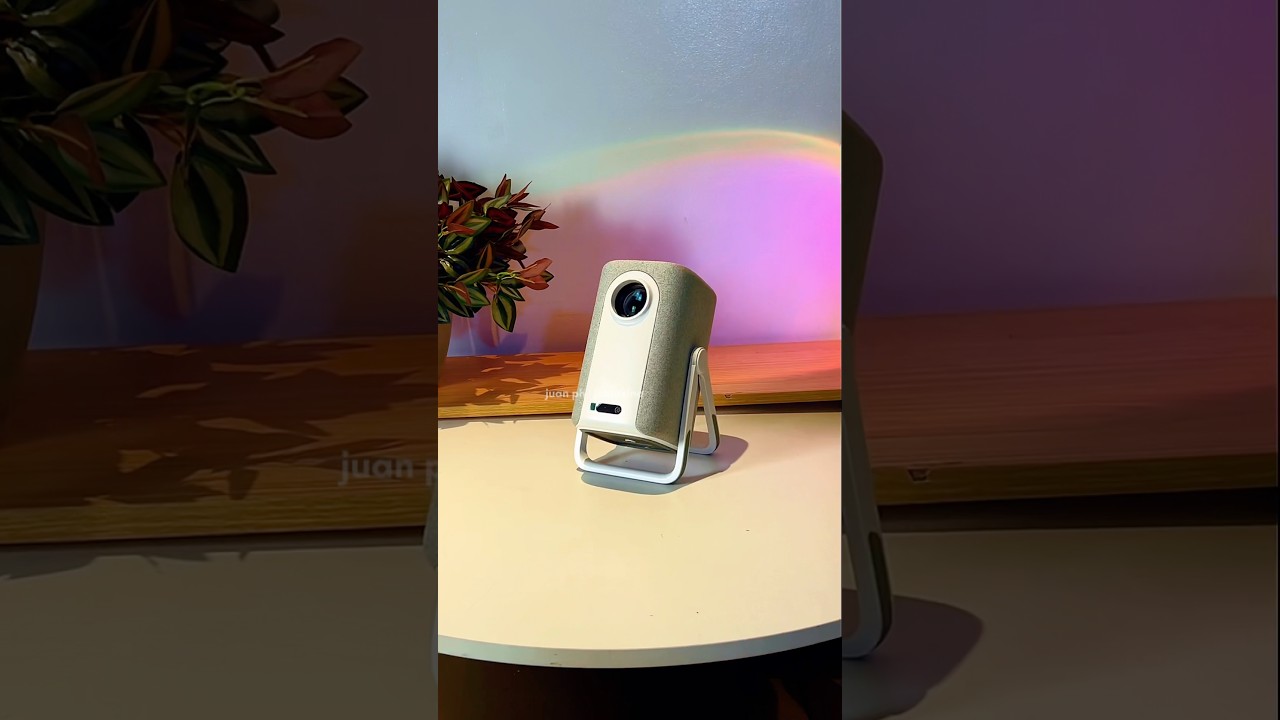 The new Eroc Projector MAX SE with 360 rotatable gimbal #projector #eroc #maxse