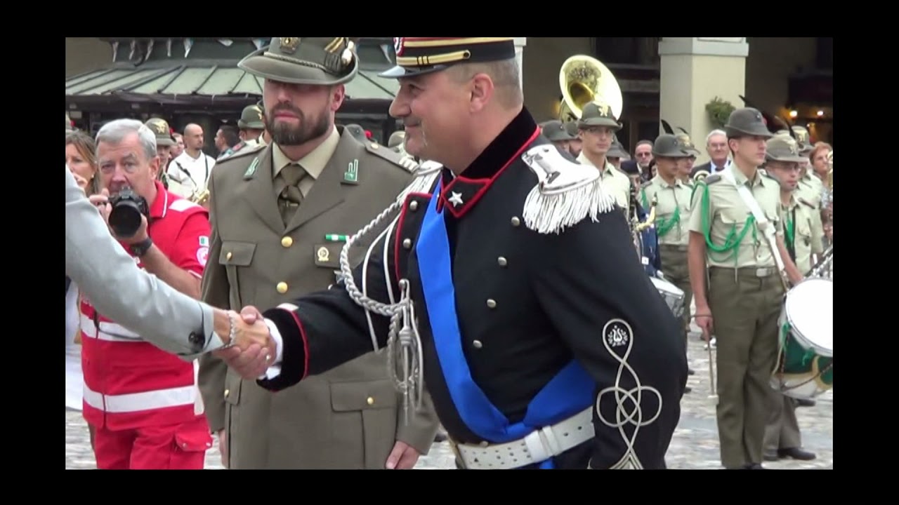 il fantastico incrocio tra la Fanfara taurinense e la Fanfara Croce Rossa - Venaria Reale 23 10 2012