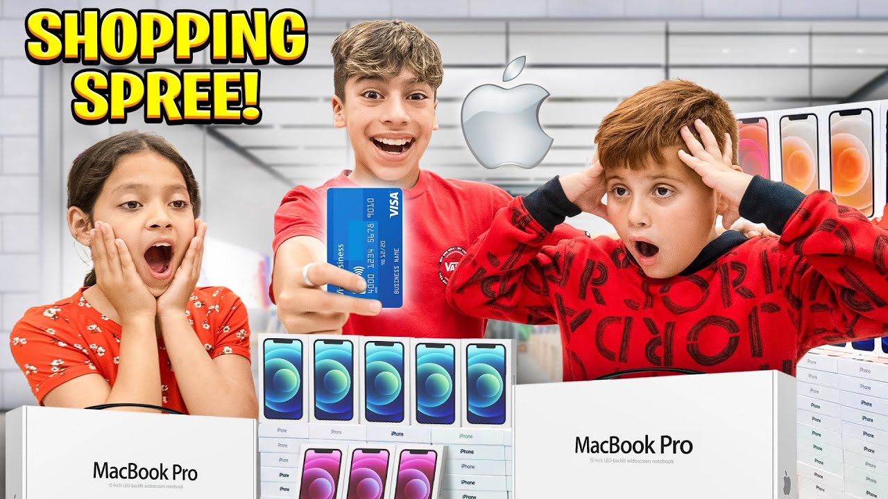 Surprising Random Fans With a SHOPPING SPREE!