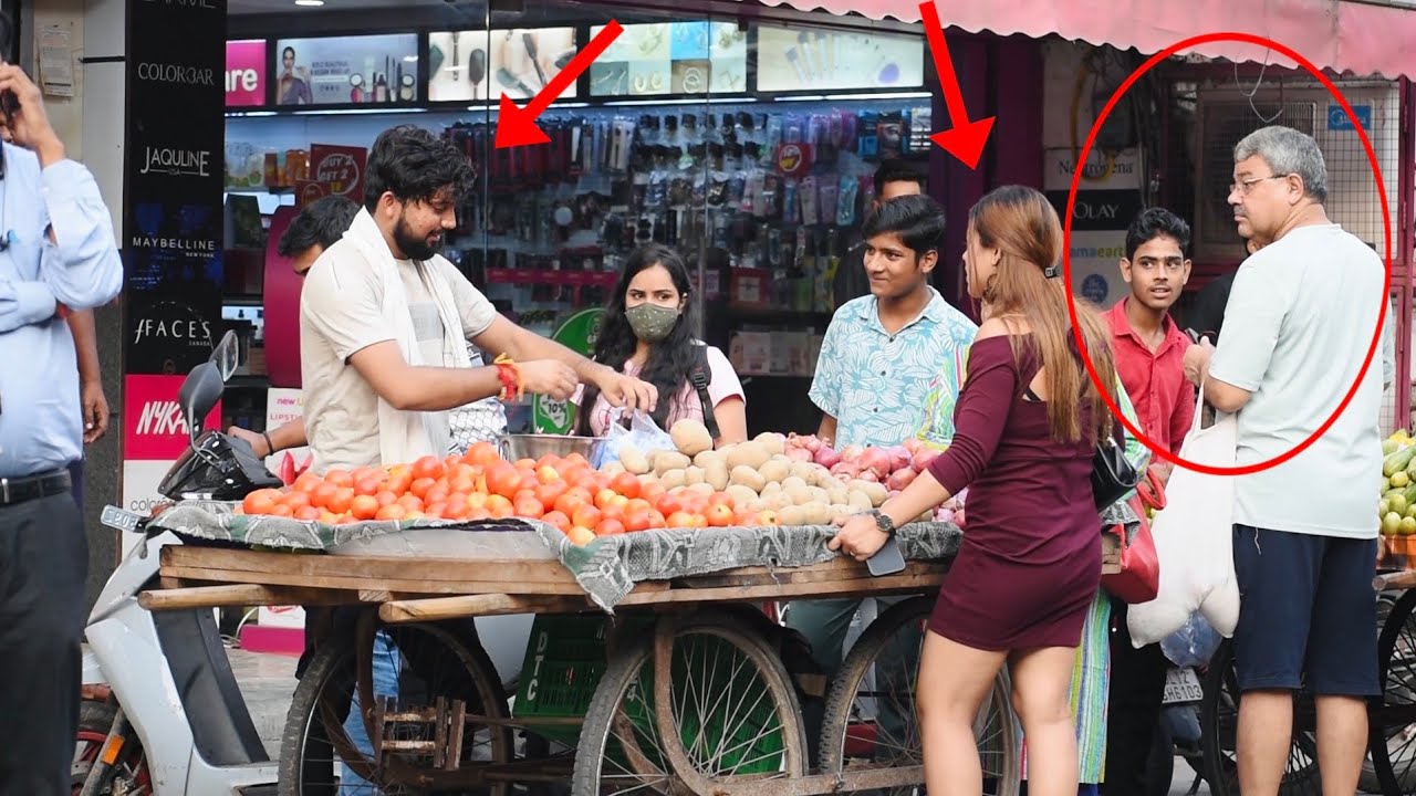 जब Girl friend ne देखा टमाटर प्याज़ बेचते हुए 👇😱Funny reactions 🤣 |Somesh Brijwasi |