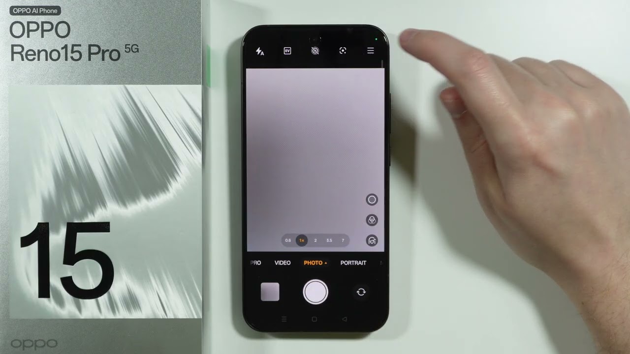 OPPO Reno 15 Pro: How to Take Series of Photos (Burst Shot)