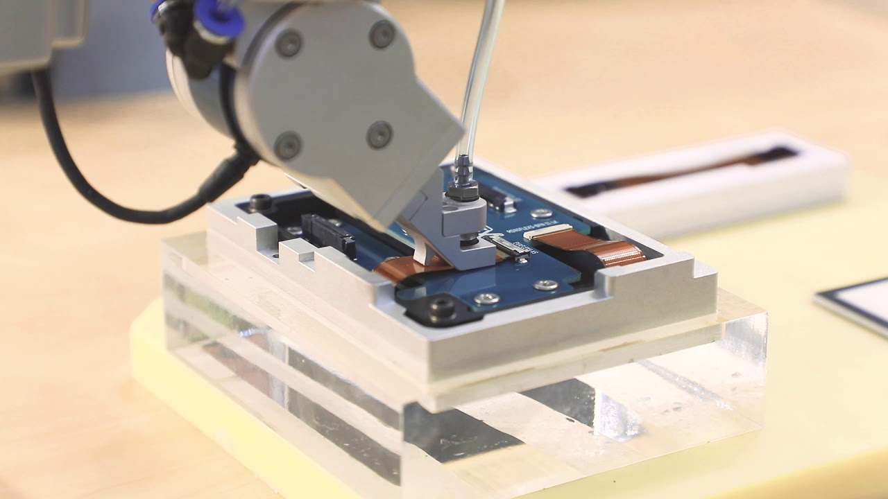 V3A048 TM Robot - Assembly Process with I-PEX Connectors