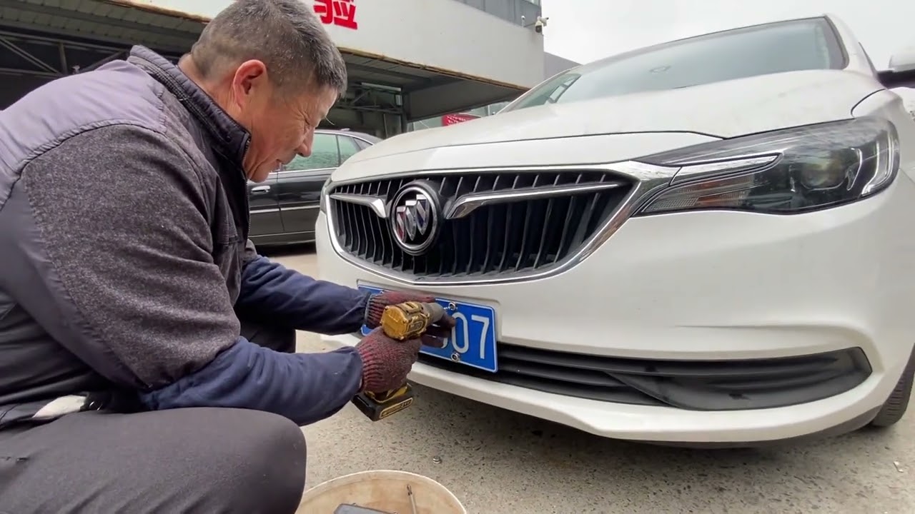别克旧车开了5年，今天去二手车市场过户，摇了1张好号码 #二手车 #上海