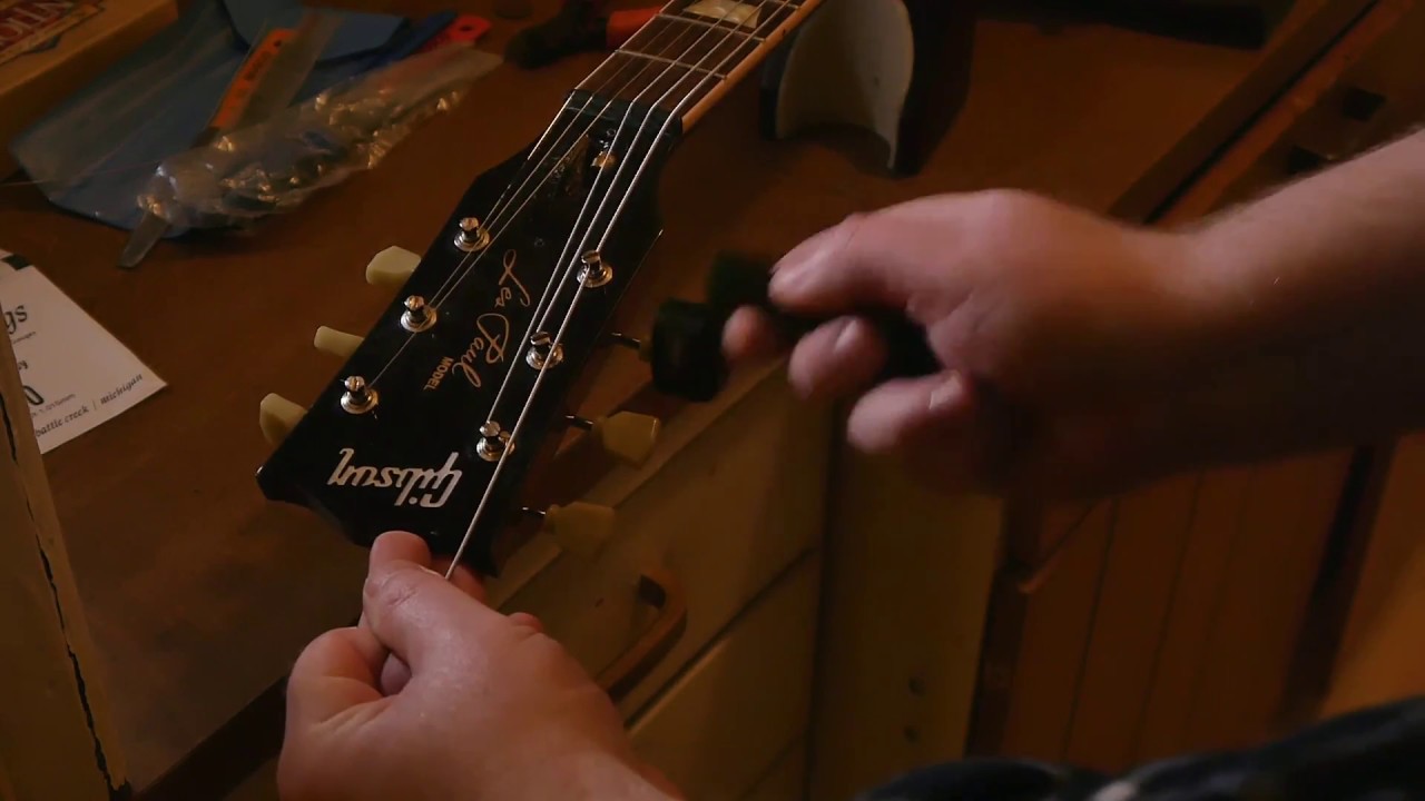 Gotoh SD90MG top-locking tuners - easy string change