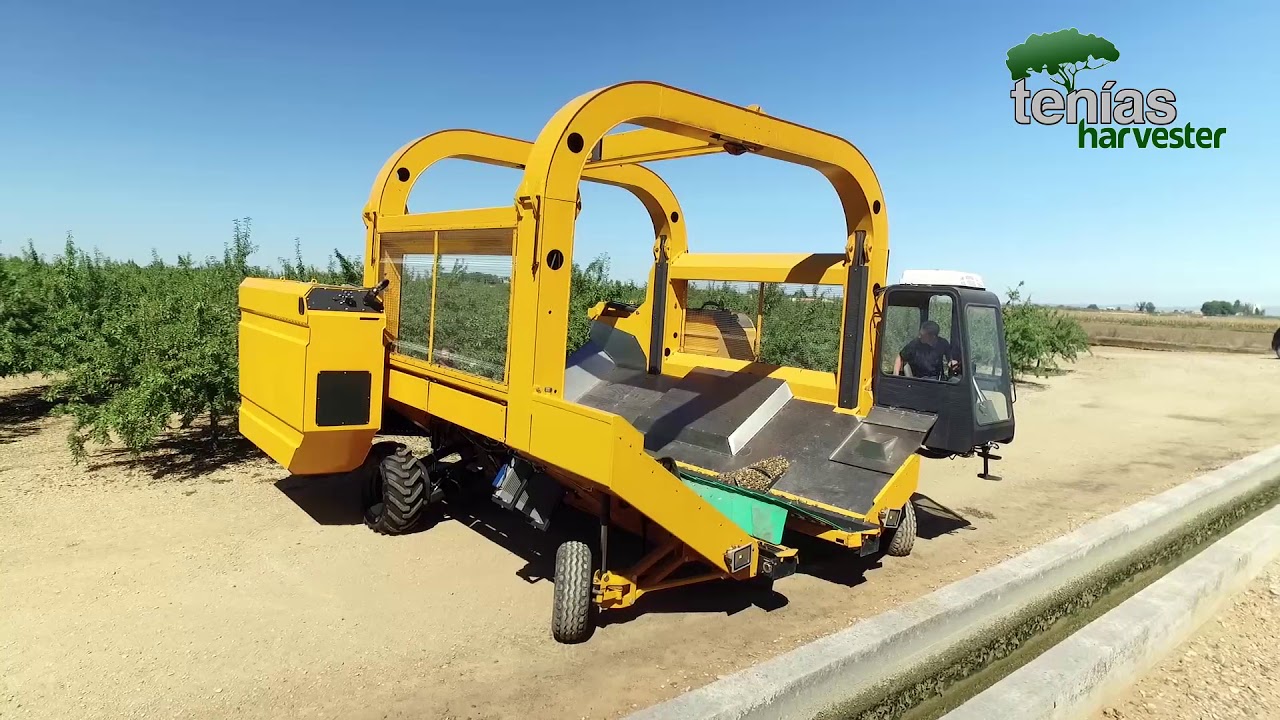 TENIAS ALMOND HARVESTER