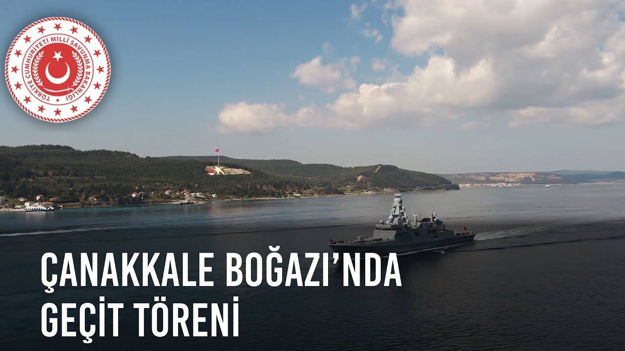 Kahraman Donanmamız, Çanakkale Boğazı’nda Geçit Töreni Gerçekleştirdi.