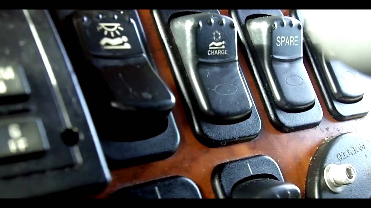 Life on the Road: '09 Peterbilt 386 Interior