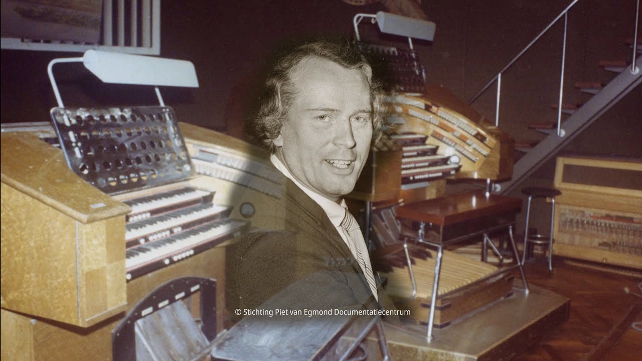 Piet van Egmond bespeelt het AVRO Kerkorgel en het AVRO Concertorgel (archiefopname 1958, 1959)
