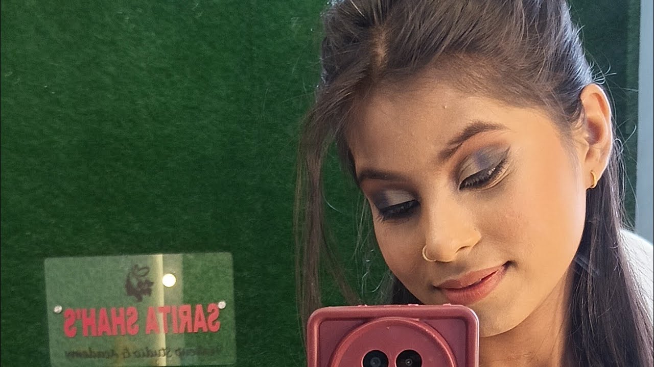 Foxy eyeliner for hooded Eye 