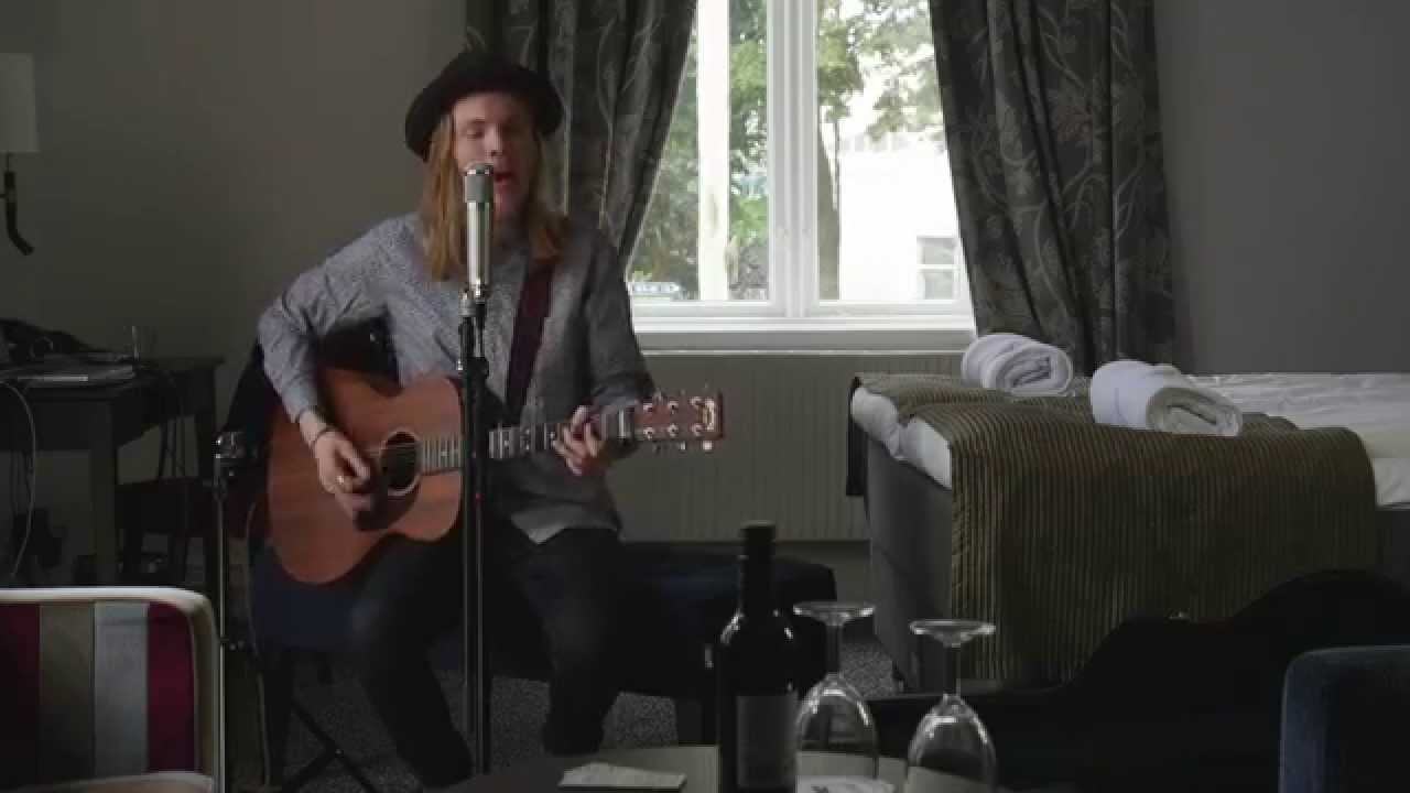 Jakob Karlberg - Fel på dig (Live)