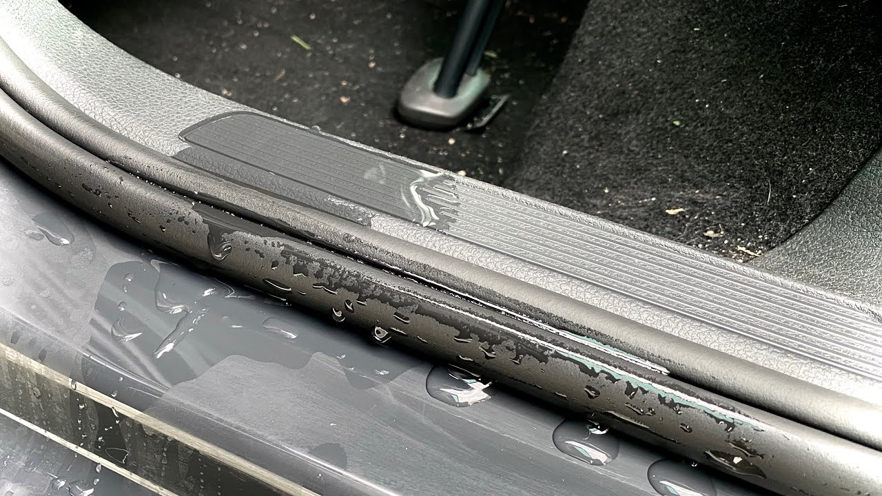 VW Golf MK7 (5G) rear door water leak