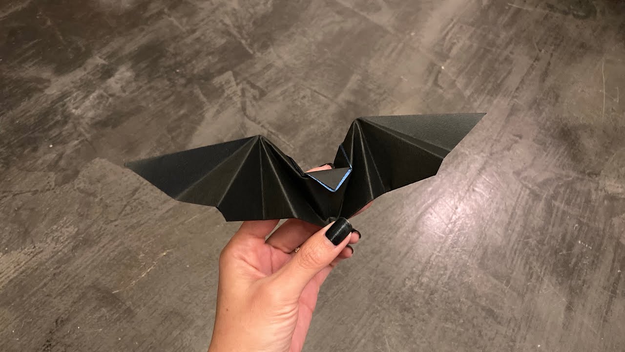 ハロウィン 折り紙 工作 パタパタ動くコウモリ