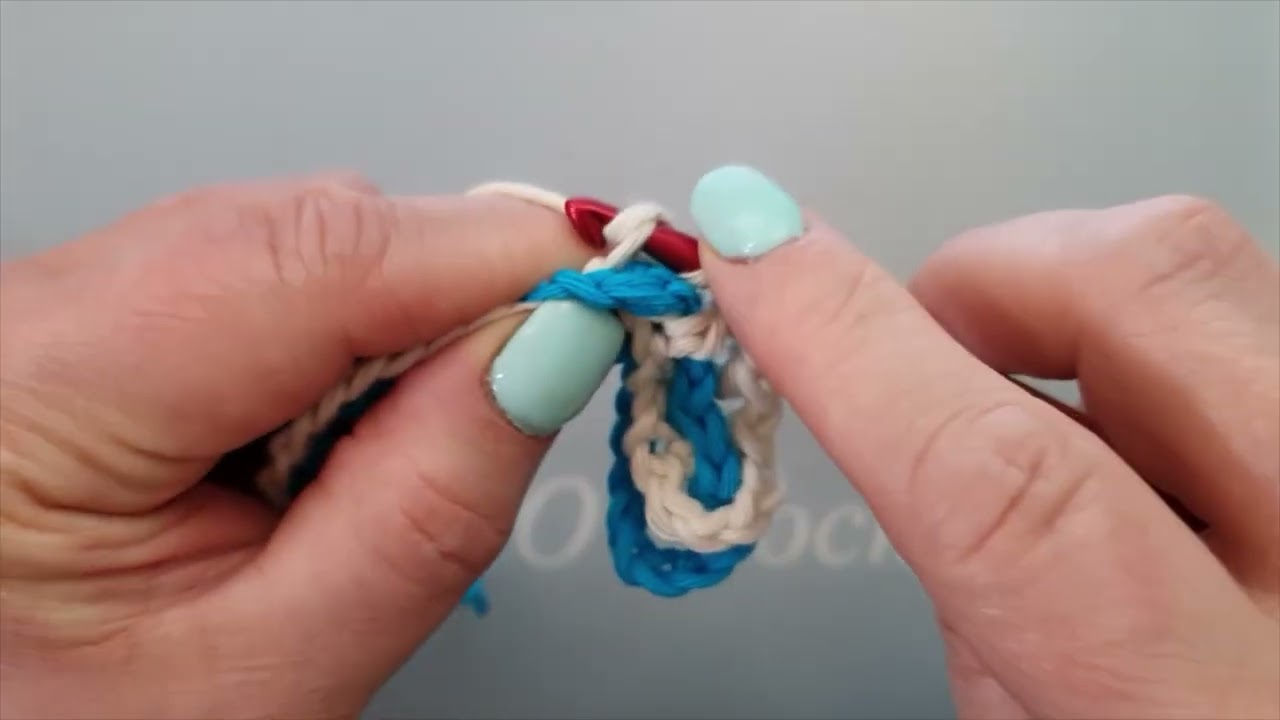 Interlocking Filet Crochet, the basics tutorial, row 1B foundation chain trellis