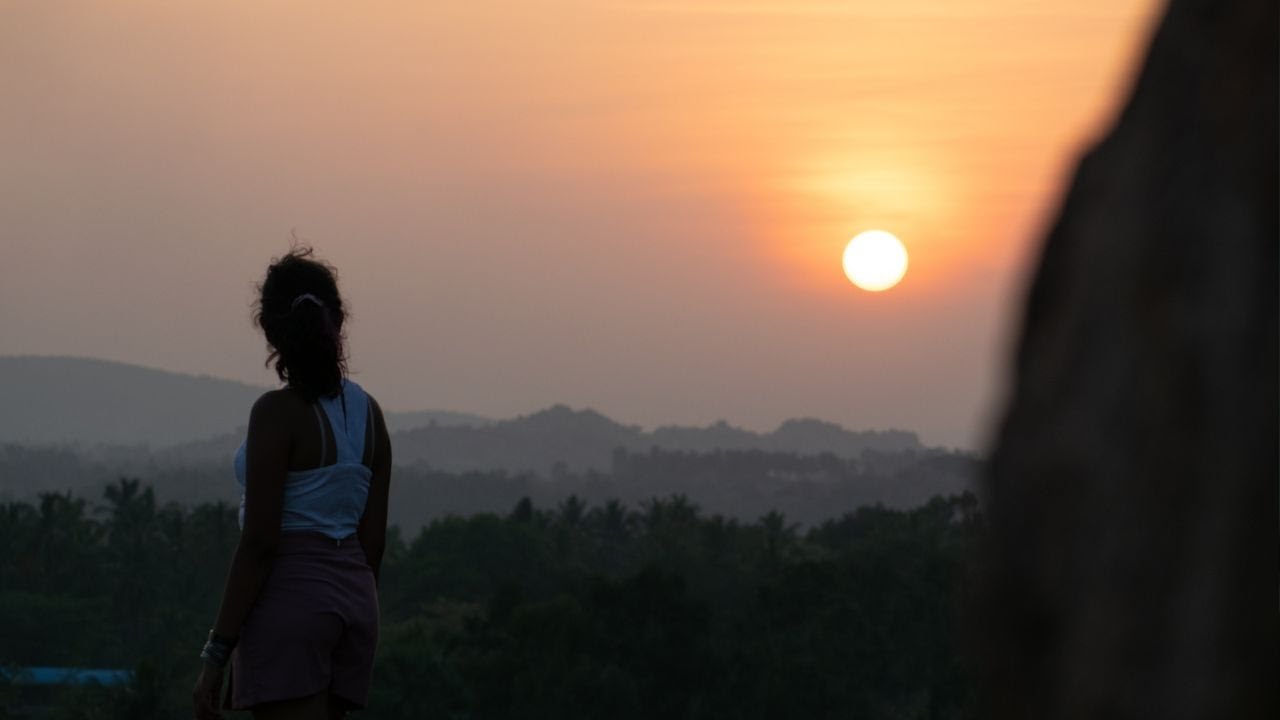 A month in Hampi | Featuring Boulders, People and Sunsets