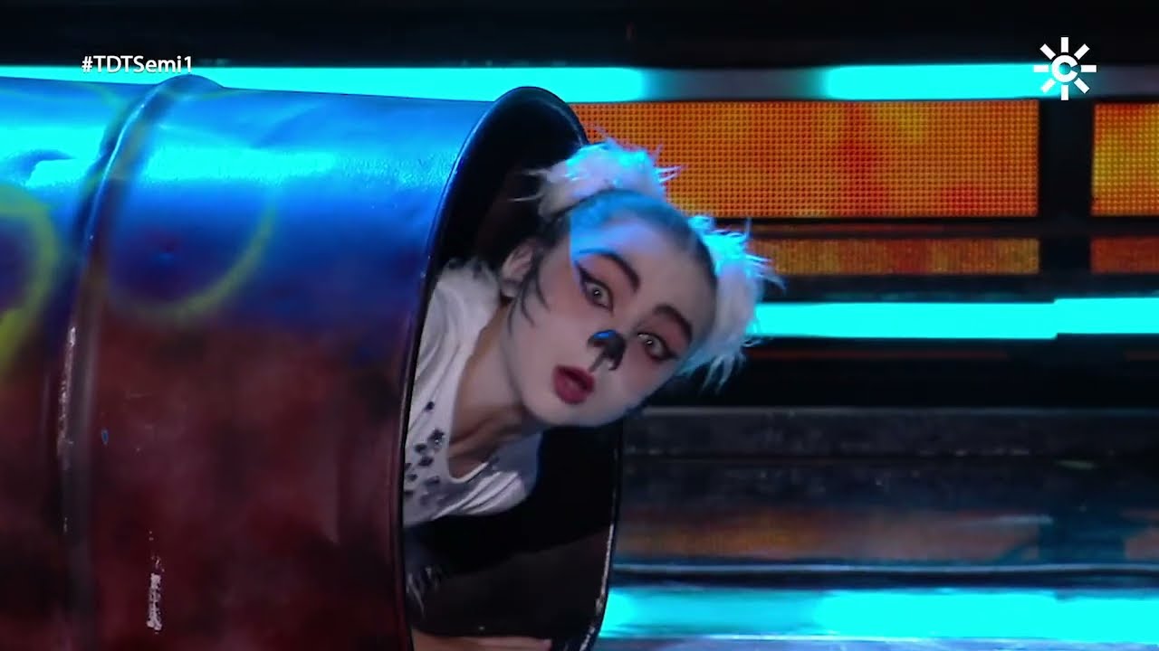 Rubí Rodríguez - Musical 'Cats' en la primera semifinal de 'Tierra de Talento (6ª edición)