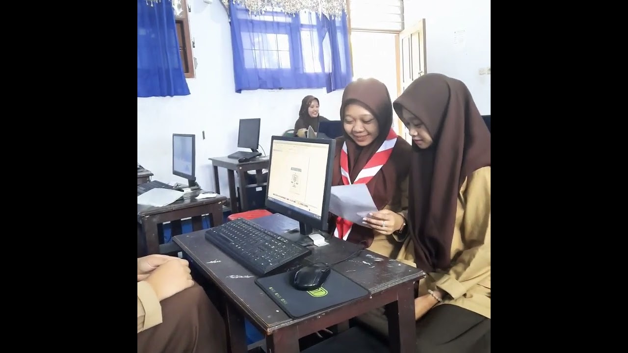 Teaching Factory / Kewirausahaan Jurusan Akuntansi SMKS Mambaul Ulum