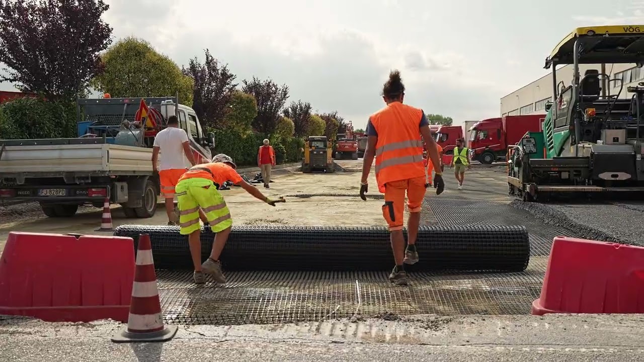 BONIFICA PIAZZALI CON RICICLO DI MATERIALI A FREDDO - SEDE BRT CORRIERE PERUGIA