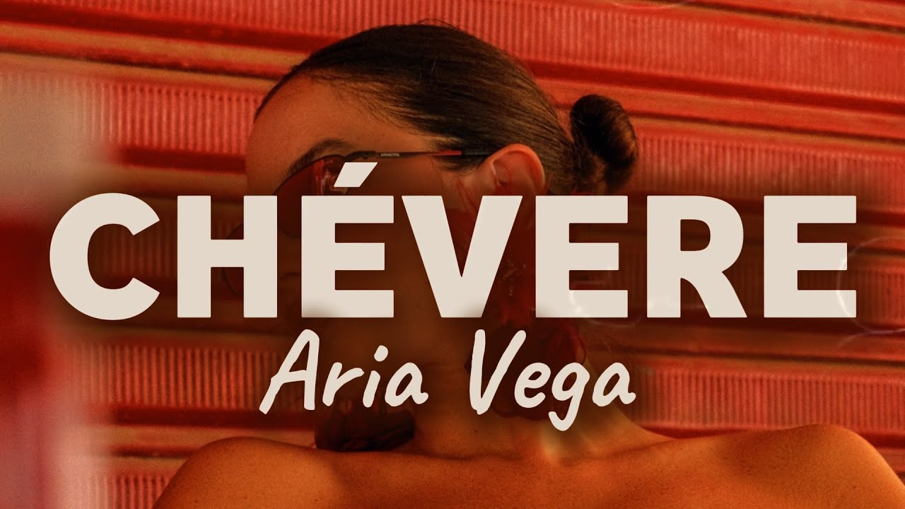 Troja con la mini mini. Ay, ay, ch&eacute;vere. Coste&ntilde;ita hasta que quedemo' ch&eacute;vere'..Aria Vega - CH&Eacute;VERE