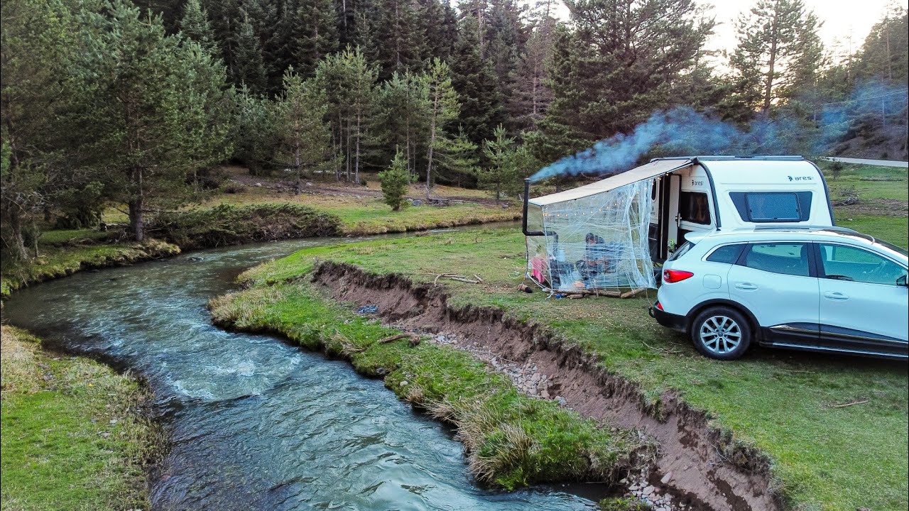 Aladağlarda Karavan Kampı &Ccedil;ekme Karavanla Dere Kenarında Sobalı Kamp Başkent Karavan Ares