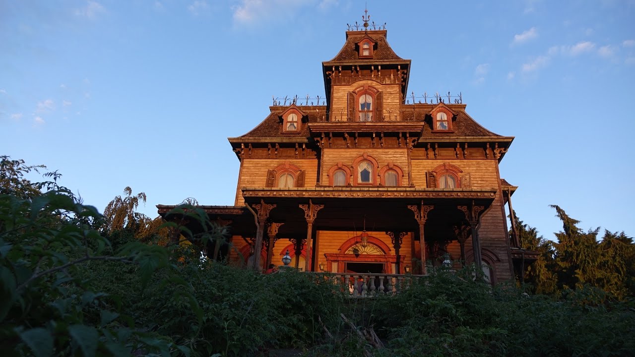 Phantom Manor On-Ride/atmosphere Disneyland Paris 2015. :)